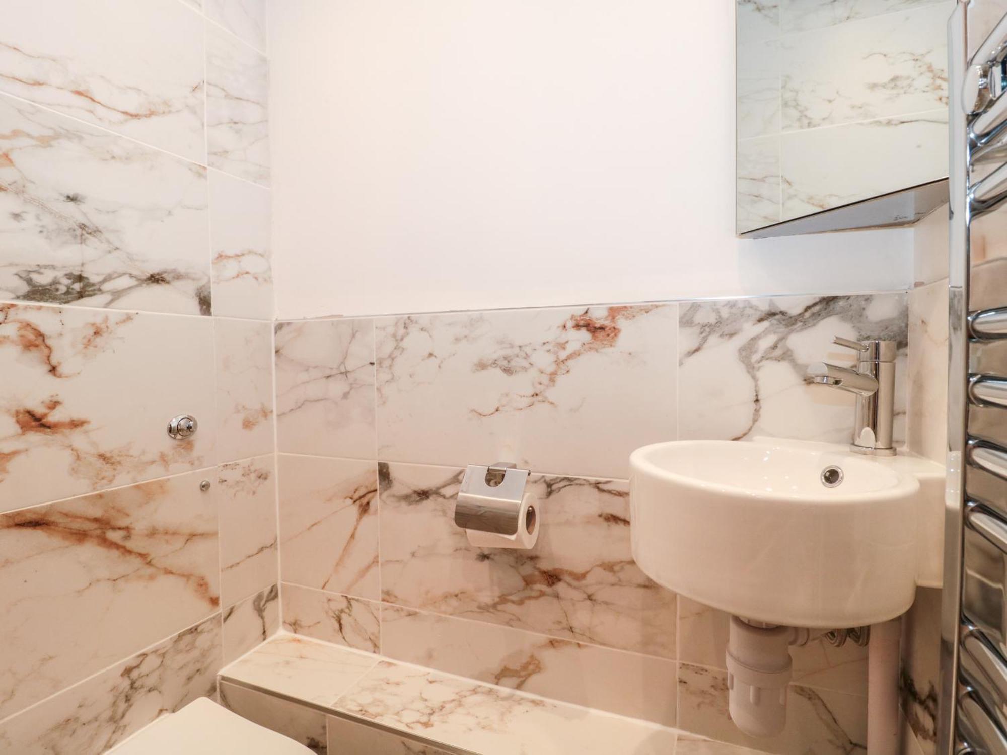 Purbeck Hotel Apartments - Flat 5 斯沃尼奇 外观 照片